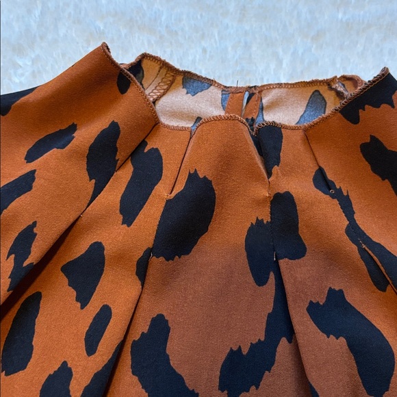 SHEIN Leopard Print Blouse in Brown and Black - Picture 2 of 5